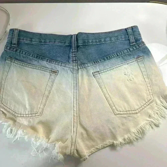 Signature 8 Jean shorts medium - Picture 2 of 3